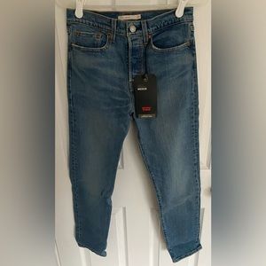 NWT Levi’s Wedgie Skinny Jean. Size 27.